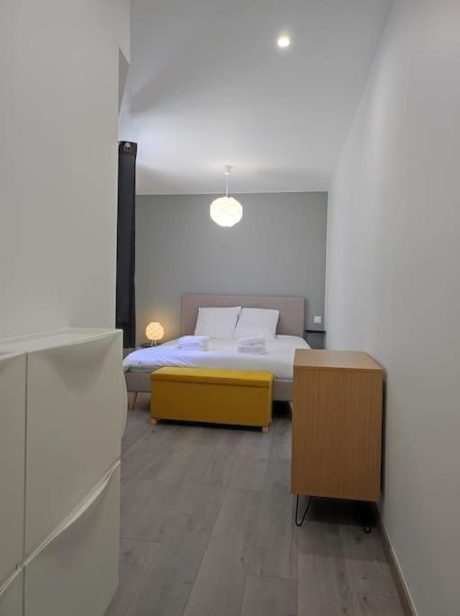 Cocon De Charline - Charme Et Elegance Dans Le Centre Apartment Montauban Exterior photo