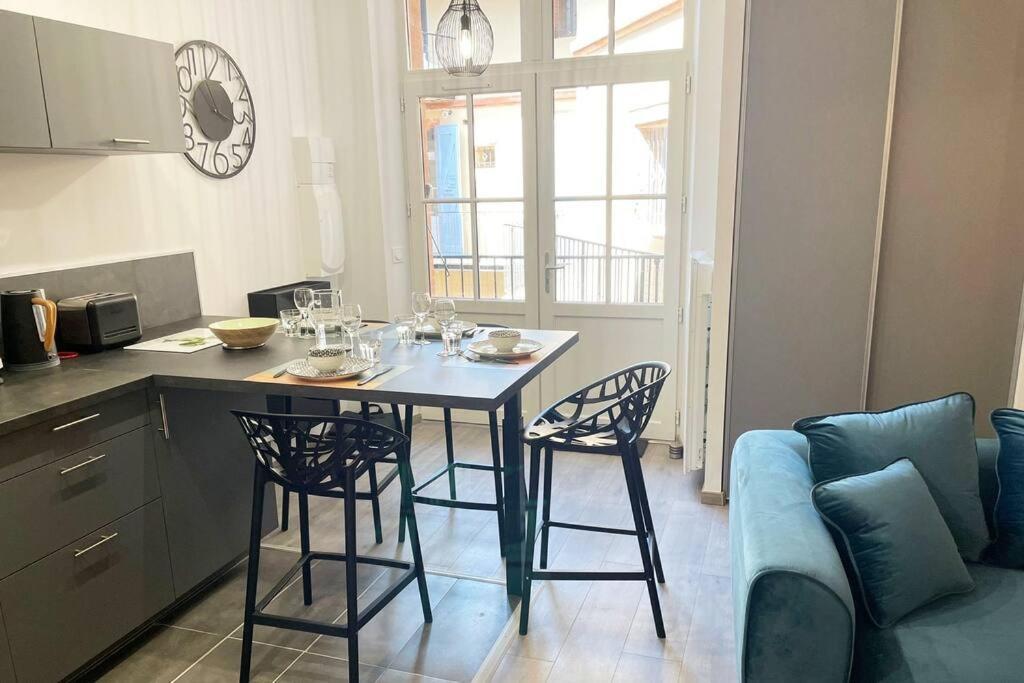 Cocon De Charline - Charme Et Elegance Dans Le Centre Apartment Montauban Exterior photo